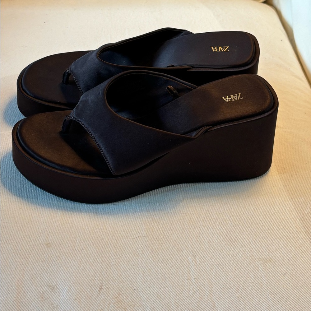 Zara Women's Black Platform Sandals